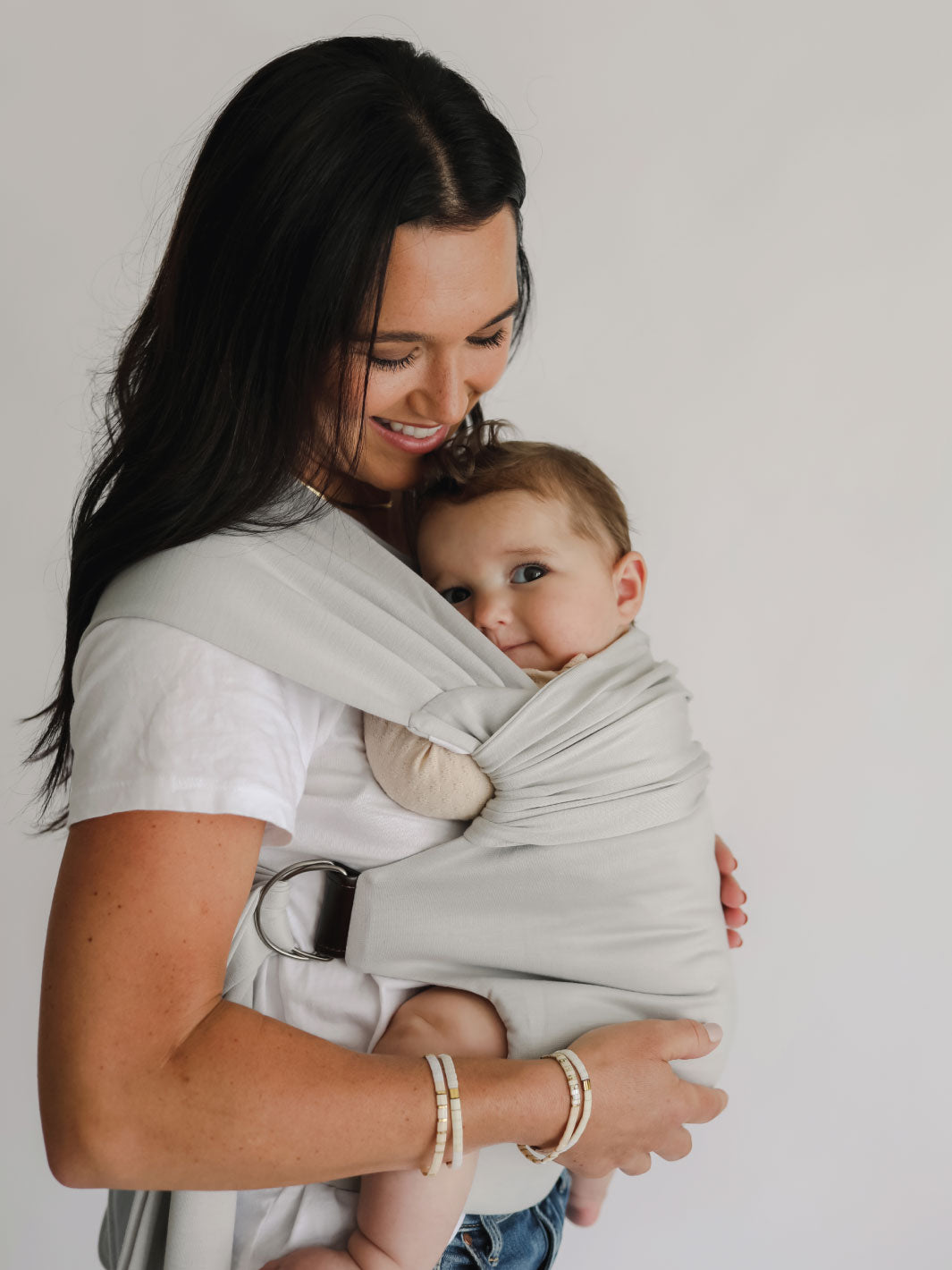 Lalabu-Kerier-Baby-Carrier-Fog_c4eea20a-442e-40b9-a44a-9006a7c549de.jpg